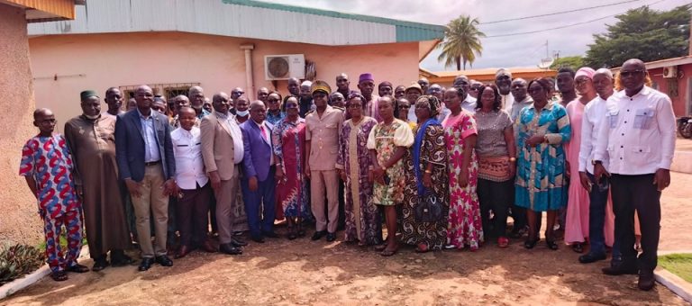 Côte d’Ivoire-AIP/ Un comité intersectoriel installé à Sinfra pour fédérer les actions contre l’analphabétisme