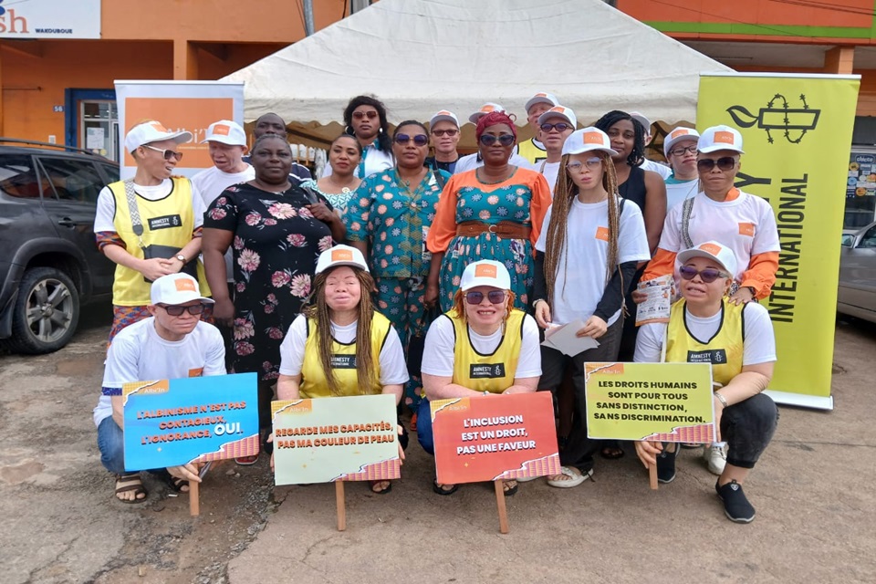 Côte d’Ivoire-AIP/ Le mouvement Albi’In sensibilise les populations de Yopougon à l’inclusion des personnes atteintes d’albinisme
