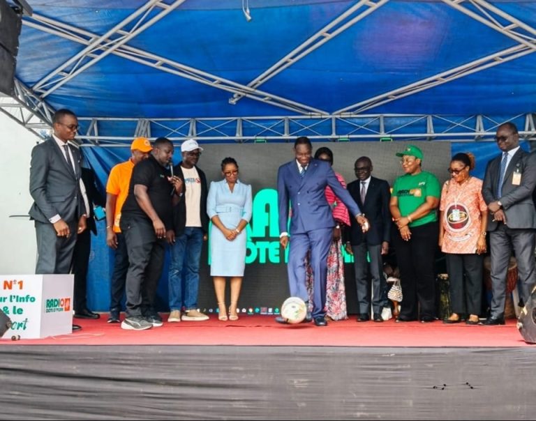 AIP/ Mondial 2026: le Médiateur de la République inaugure la « Fan Zone » de Radio Côte d’Ivoire