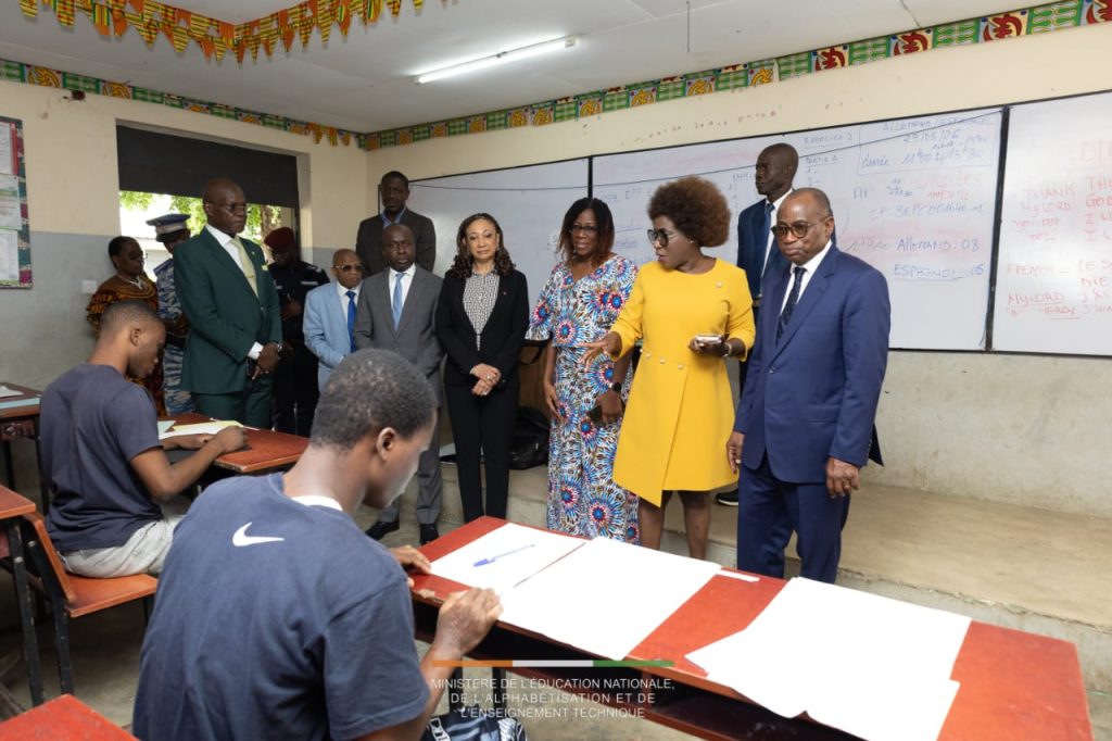 Côte d’Ivoire-AIP/BAC 2026 : Les candidats en situation de handicap face aux épreuves, entre courage et inclusion à Abidjan (Reportage)