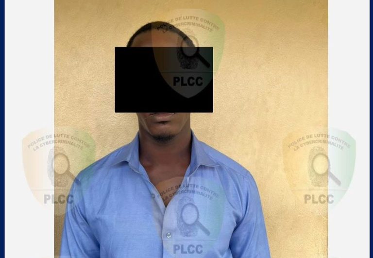Côte d’Ivoire-AIP/ Un suspect déféré après la soustraction de 400 000 FCFA à partir d’une carte bancaire photographiée (PLCC)