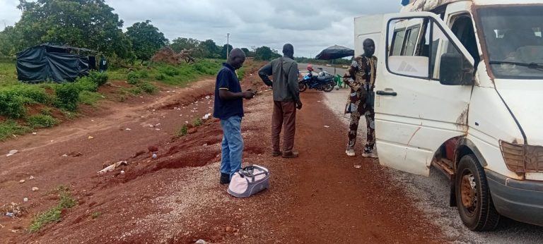 Côte d’Ivoire-AIP /Des usagers dénoncent la multiplication des postes de contrôle sur l’axe routier Korhogo-M’Bengué