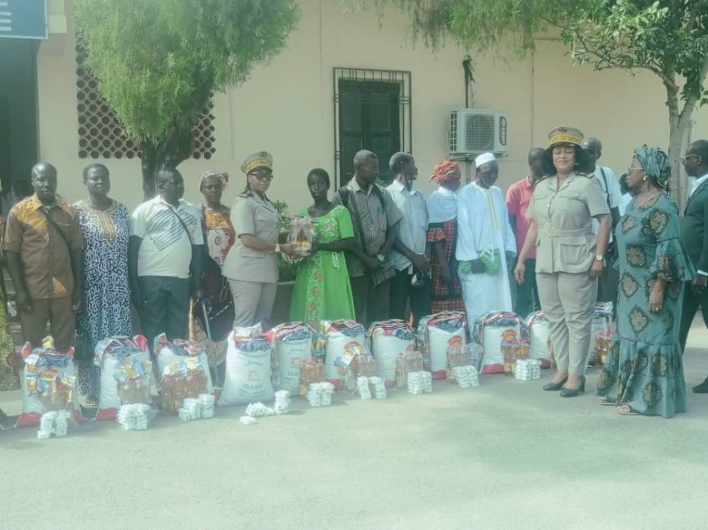 Côte d’Ivoire – AIP / Tiassalé : les bénéficiaires de la « Popote familiale » reçoivent leurs kits mensuels