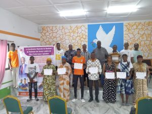 Côte d'Ivoire -AIP/ Des auxiliaires de santé de Doropo reçoivent leurs diplômes de qualification professionnelle 