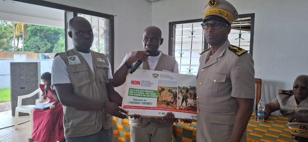 Côte d’Ivoire-AIP /Le gouvernement appelle à intensifier la lutte contre le travail des enfants dans la région de la Nawa