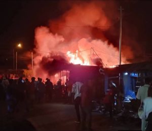 Côte d’Ivoire-AIP/ Un incendie ravage une partie du marché de Man sans faire de victime