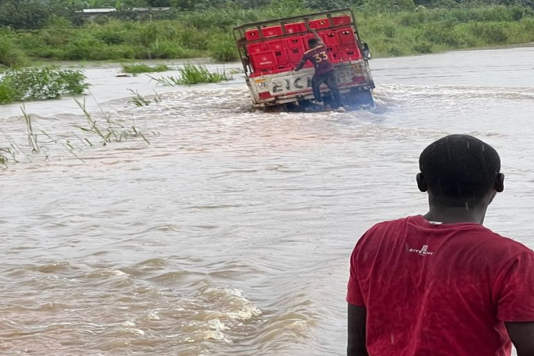 Côte d’Ivoire-AIP/ Tiassalé et Taabo confrontés à l’inaccessibilité de plusieurs axes routiers après les pluies