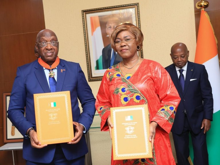 Côte d’Ivoire-AIP/ L’ambassadeur de Guinée fait ses adieux à la ministre d’État Nialé Kaba
