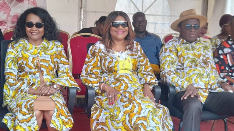 Côte d’Ivoire – AIP / La présidente de l’ONG « Cœur de Mère International » annonce la création d’une microfinance pour soutenir les femmes d’Attécoubé