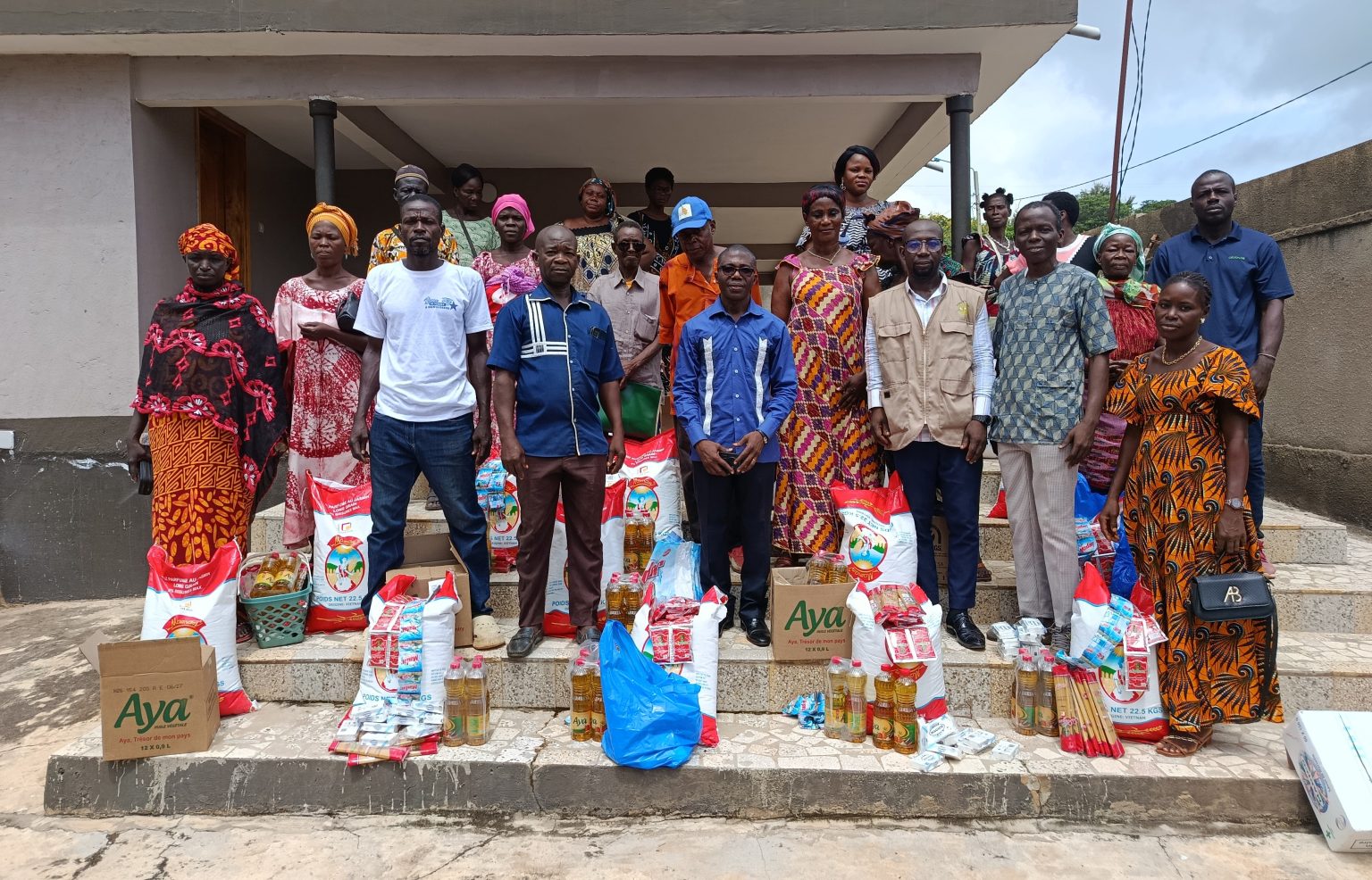 Côte d’Ivoire – AIP / Programme ‘’Popote familiale’’ : 20 ménages du département de Dimbokro reçoivent des kits alimentaires et hygiéniques