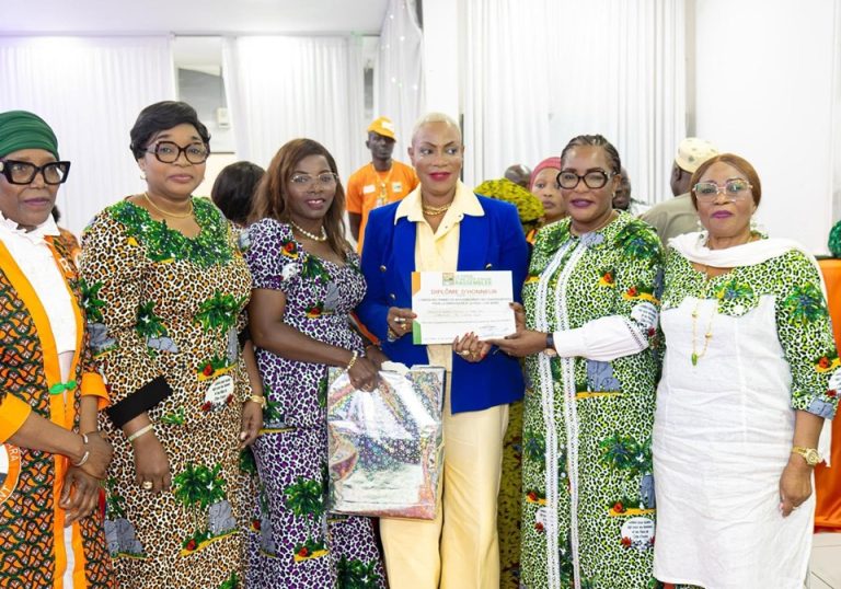 Côte d’Ivoire-AIP/Inter/ L’UF-RHDP France rend hommage aux femmes engagées aux côtés du parti