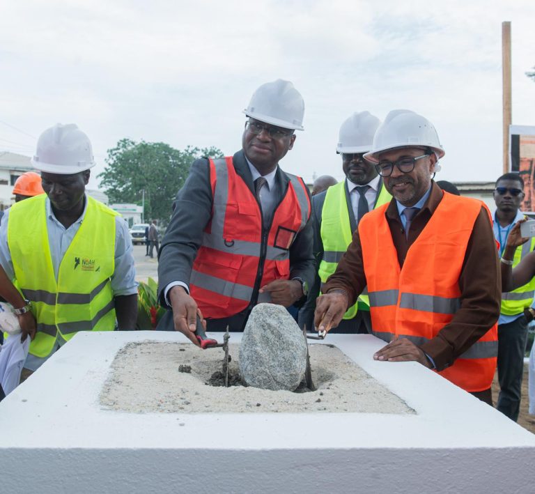 Côte d’Ivoire-AIP/ Le ministre Sidi Tiémoko Touré pose la première pierre du centre de surveillance des pêches