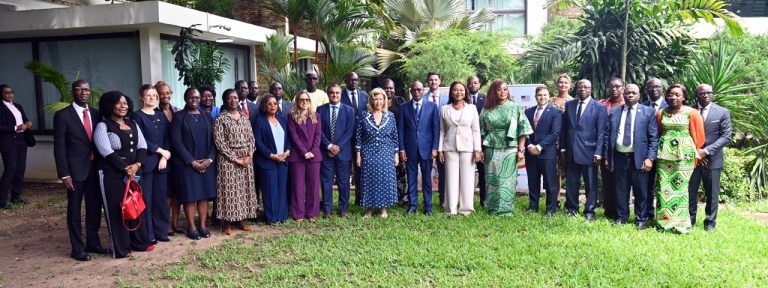 AIP/ Coopération Côte d’Ivoire – États-Unis : la Première dame, Dominique Ouattara appelle à intensifier la lutte contre la traite et le travail des enfants