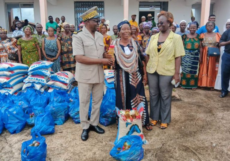 Côte d’Ivoire-AIP/ Les bénéficiaires de la « Popote familiale » à Gagnoa appelés à éviter la revente des vivres reçus