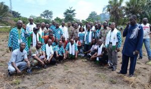 Côte d’Ivoire-AIP / Yamoussoukro : des artisans du bois s’engagent dans le reboisement pour sécuriser l’avenir de leur filière