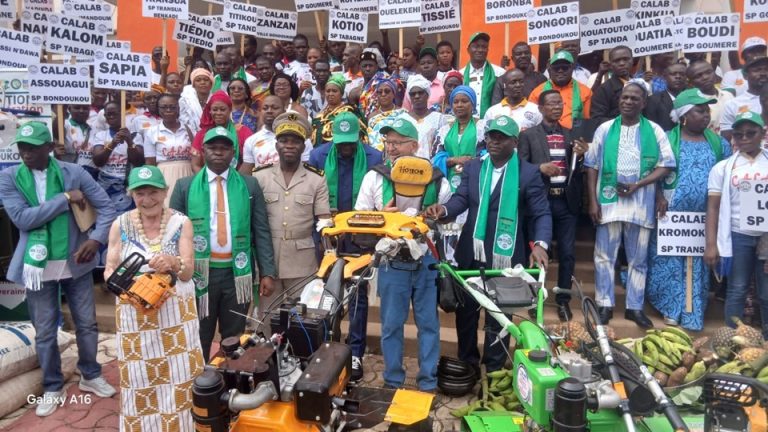 Côte d’Ivoire-AIP/ Bondoukou: le CCD de Fraize équipe le CALAB en matériels agricoles pour renforcer la mécanisation