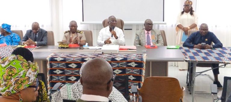 Côte d’Ivoire-AIP/ Le conseil régional de Gbêkê adopte un budget modificatif 2026 de 7,616 milliards FCFA