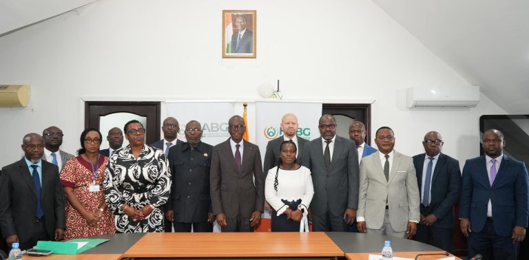 Côte d’Ivoire-AIP / Le plan national de lutte contre la corruption 2025-2028 affiche un taux d’exécution de 73,33 %