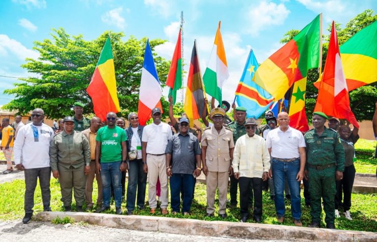 Côte d’Ivoire – AIP / SOLIBRA offre des milliers de plants d’essences diverses à la Fondation Cœur vert à Kani