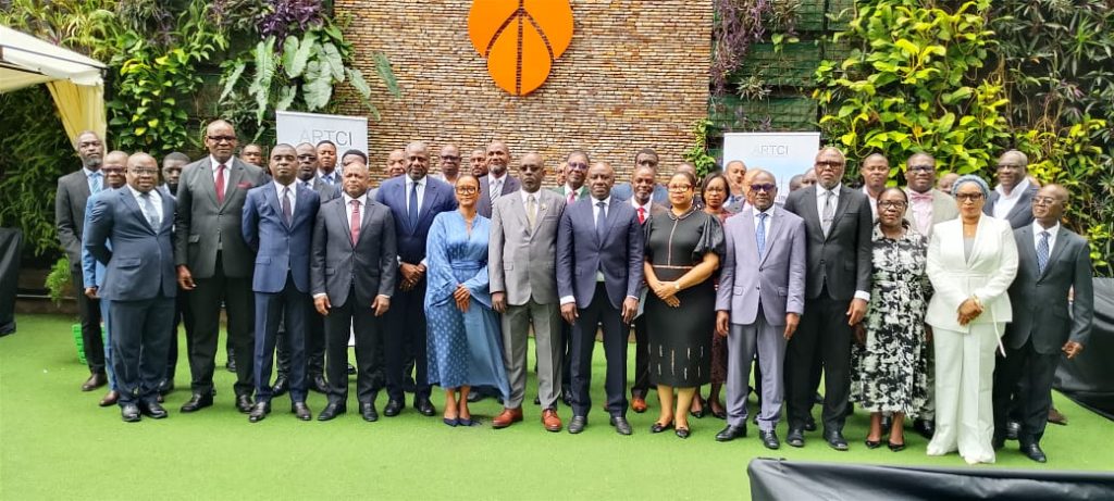 Côte d’Ivoire-AIP/Des acteurs du secteur postal réfléchissent à un cadre juridique adapté aux nouveaux enjeux
