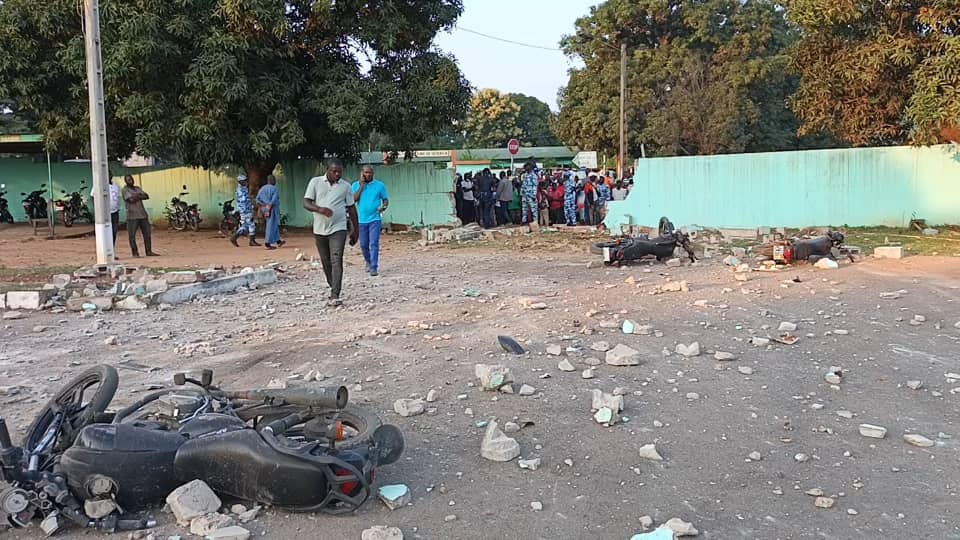 Accident-mairie-seguela-Camion1