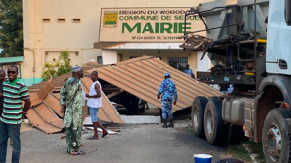 Accident-mairie-seguela-Camion12