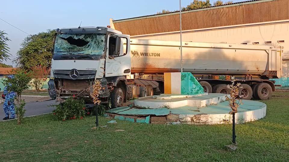 Accident-mairie-seguela-Camion29