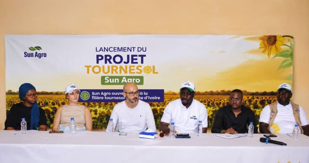 Côte d’Ivoire-AIP/ La commune de Diawala teste la culture du tournesol dans une perspective de diversification agricole