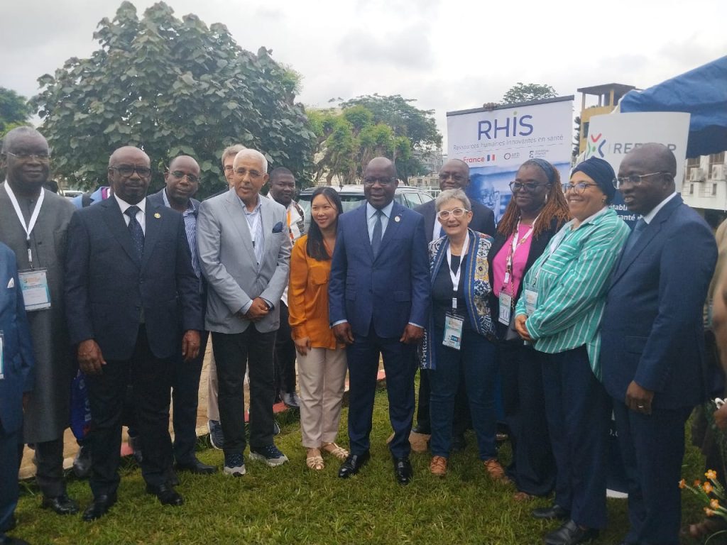Côte d’Ivoire-AIP / 5e Congrès de santé publique : Pierre Dimba plaide pour une approche « Une seule santé » afin de répondre aux défis environnementaux