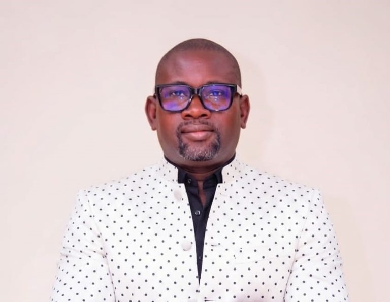 Côte d’Ivoire-AIP/ L’écrivain Paul Ndiaye signe « Les Larmes de Mossane », un roman mettant des visages sur le drame de l’émigration clandestine