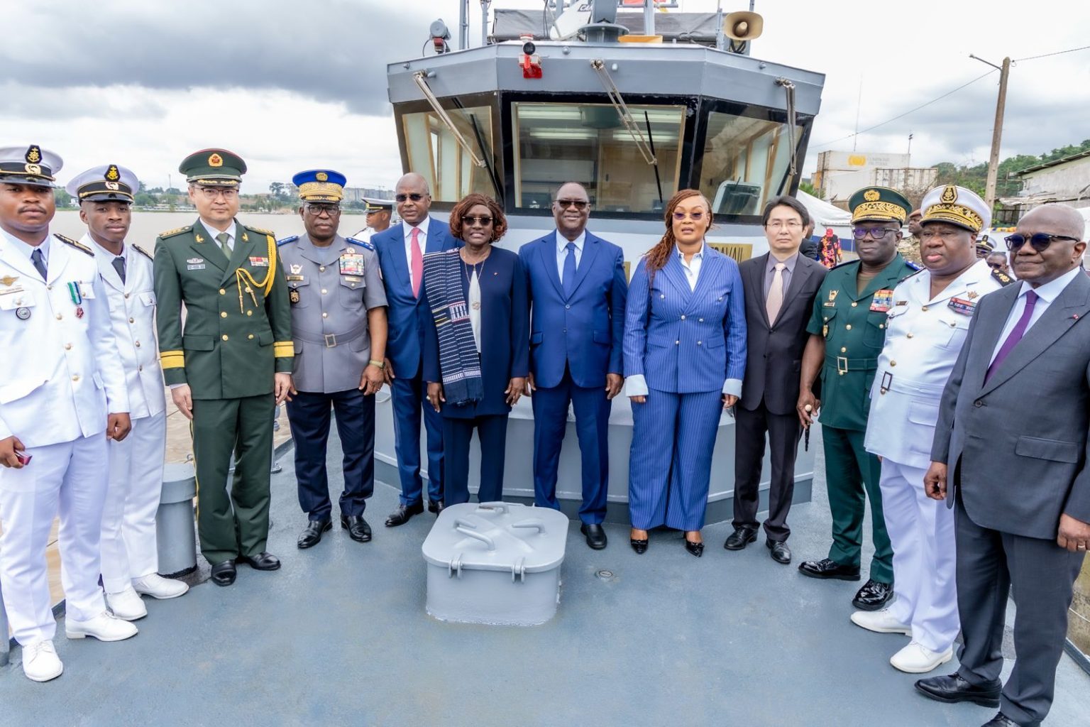 AIP/ Coopération militaire sino-ivoirienne : deux patrouilleurs baptisés pour sécuriser les eaux ivoiriennes