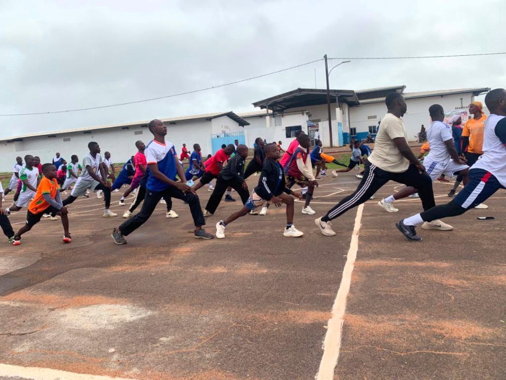 Côte d’Ivoire-AIP/ Éco Run à Bouna : des jeunes s’engagent dans la préservation de l’environnement par le sport et le civisme