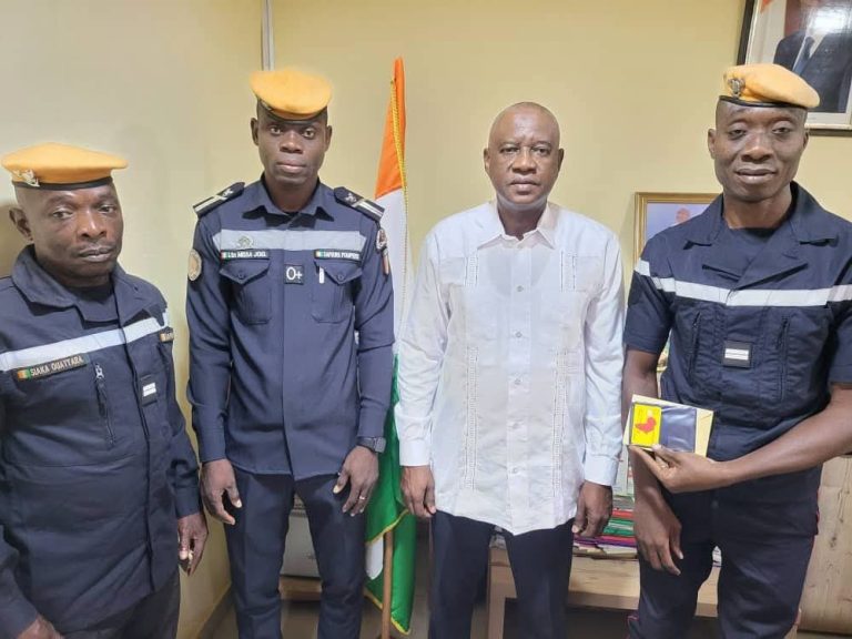Côte d’Ivoire-AIP /La mairie de Soubré dote les sapeurs-pompiers civils en carburant pour soutenir leurs interventions