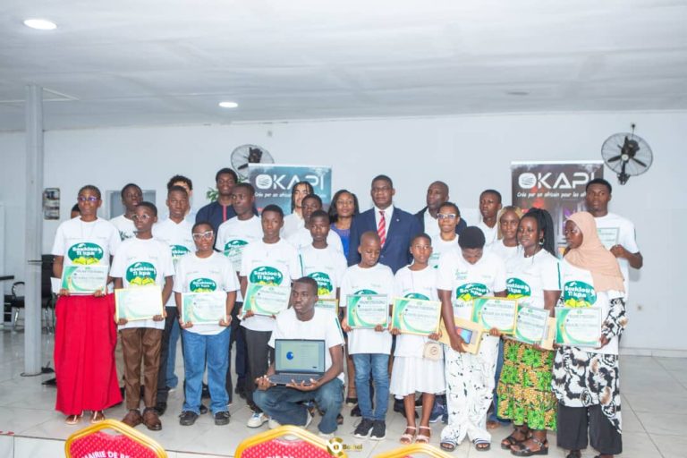 Côte d’Ivoire-AIP/ Beoumi : la Fondation Allé Koffi récompense 18 meilleurs élèves et renforce son engagement pour l’excellence scolaire