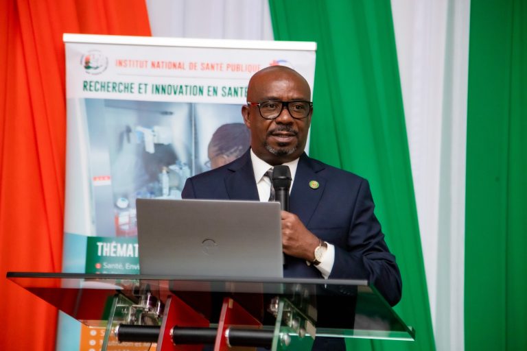 Côte d’Ivoire-AIP / 5e Congrès de santé publique : Dr Mamadou Diarrassouba appelle à bâtir des systèmes de santé plus résilients face aux crises sanitaires