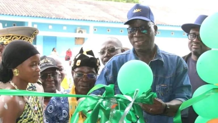 Côte d’Ivoire-AIP/ Jacques Assahoré inaugure le bâtiment du futur centre d’imagerie médicale de Béoumi