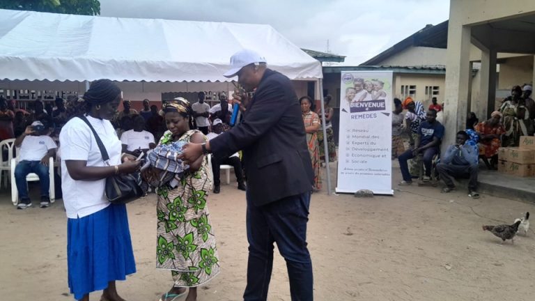 Côte d’Ivoire- AIP / Koumassi Campement : un « bébé des démolitions » pris en charge par REMEDES