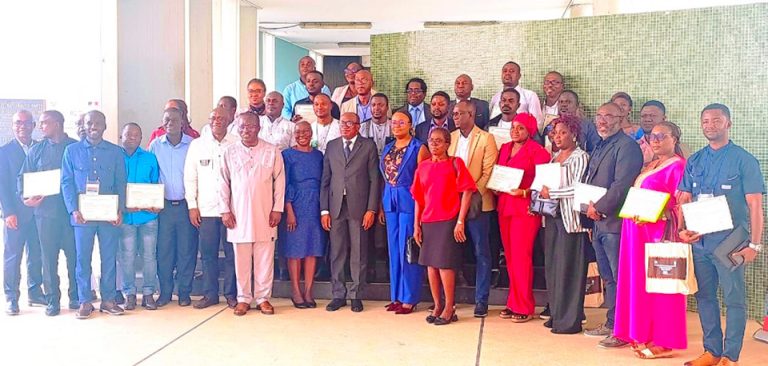 Côte d’Ivoire-AIP/Vingt-sept professionnels formés au suivi-évaluation pour renforcer la performance du système sanitaire