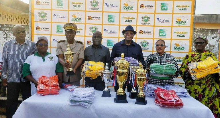 Côte d’Ivoire-AIP / Les ministres Silas Metch et Pierre Dimba à Agboville le top départ du tournoi des villes
