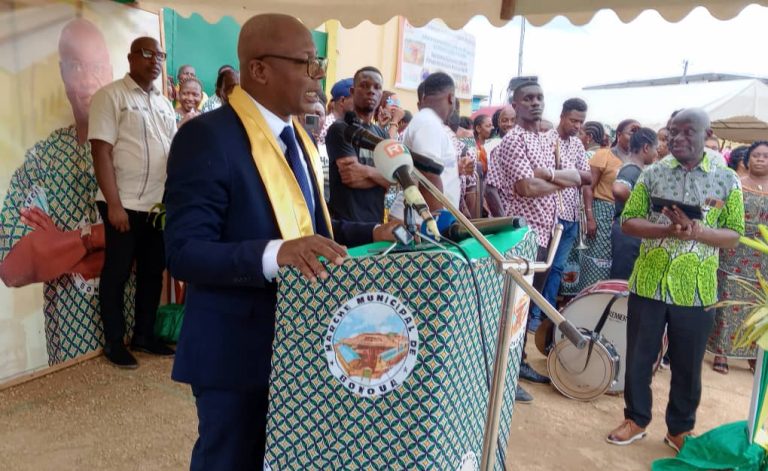 Côte d’Ivoire – AIP/ Le ministère du Commerce dévoile les efforts de l’Etat pour moderniser les espaces commerciaux.