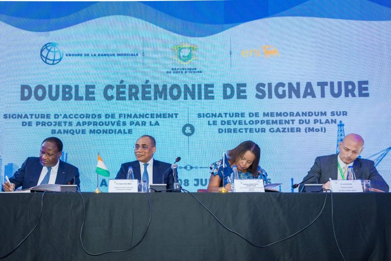 AIP/ La Côte d’Ivoire obtient 525 milliards de FCFA de la Banque mondiale pour soutenir son développement