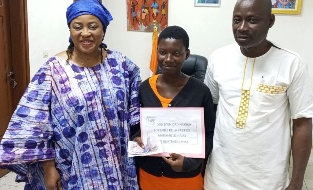 Côte d'Ivoire-AIP/Education: Grand-Zattry célèbre la meilleure élève de la région