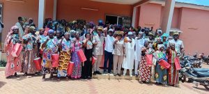 Côte d’Ivoire-AIP/ M’Bengué : 70 responsables féminines bénéficient d’un appui du ministre Sangafowa Coulibaly