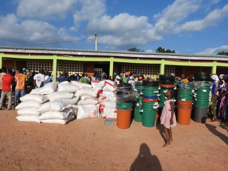 Côte d’Ivoire-AIP/ Le gouvernement apporte son soutien aux sinistrés de Kalana-Bavé après les intempéries