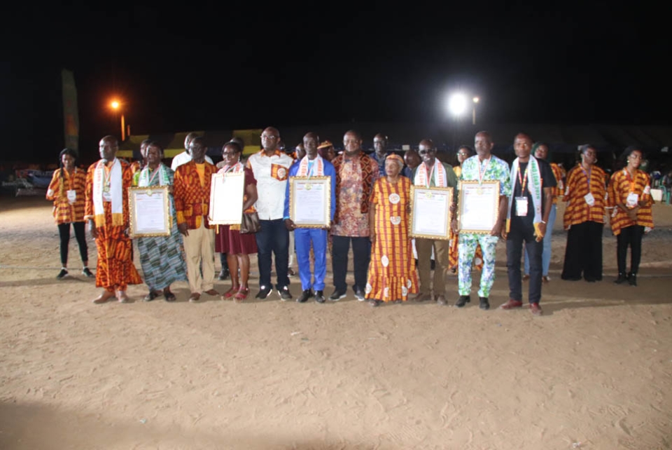 06 – Hommage aux pionniers de Djaka festival