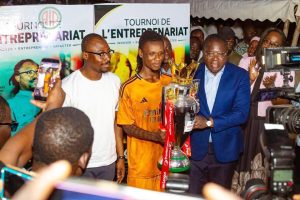 Côte d’Ivoire-AIP/ La finale du tournoi de l’entreprenariat remportée par l’équipe du FC Djassa de Divo
