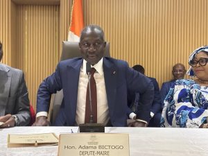 Côte d’Ivoire-AIP/ Le député-maire Adama Bictogo annonce la pérennisation du Village de l’Indépendance et une brigade de salubrité à Yopougon
