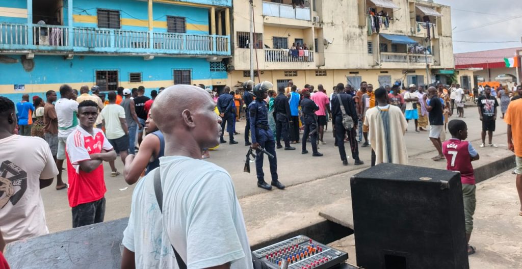 Côte d’Ivoire-AIP/ Le préfet d’Abidjan annule une cérémonie de destitution du chef de Bidjanté à Attécoubé