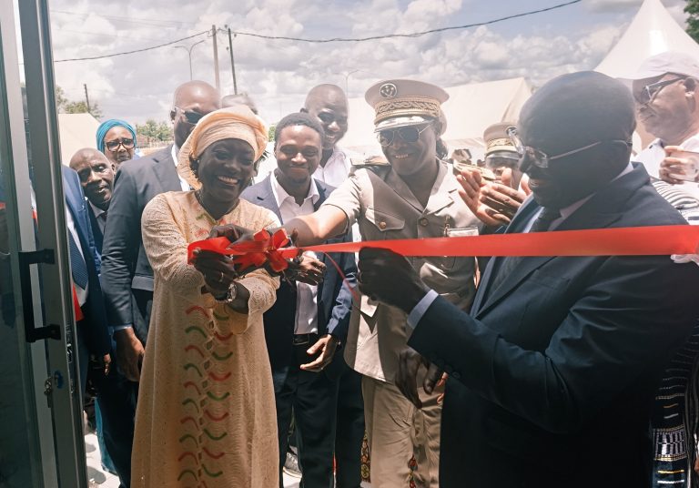 Côte d’Ivoire-AIP/ La député-maire Mariatou Koné inaugure le centre départemental de transfusion sanguine de Boundiali