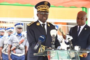 Côte d’Ivoire-AIP/ An 66 : le préfet de Gbêkê salue le professionnalisme des FDS et les appelle à la vigilance face aux menaces sécuritaires